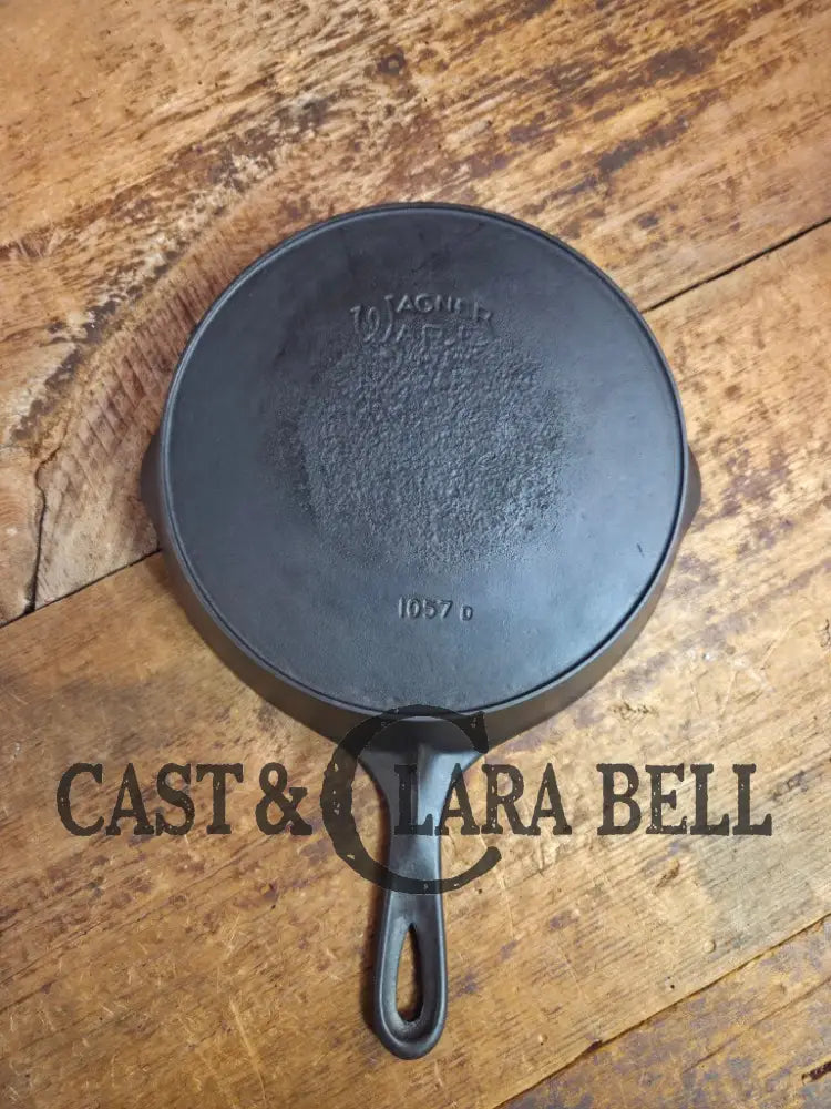 Priced to Sell! 1924 Wagner made National / WagnerWare dual logo #7 Center logo cast iron skillet with Heat Ring 1057 D