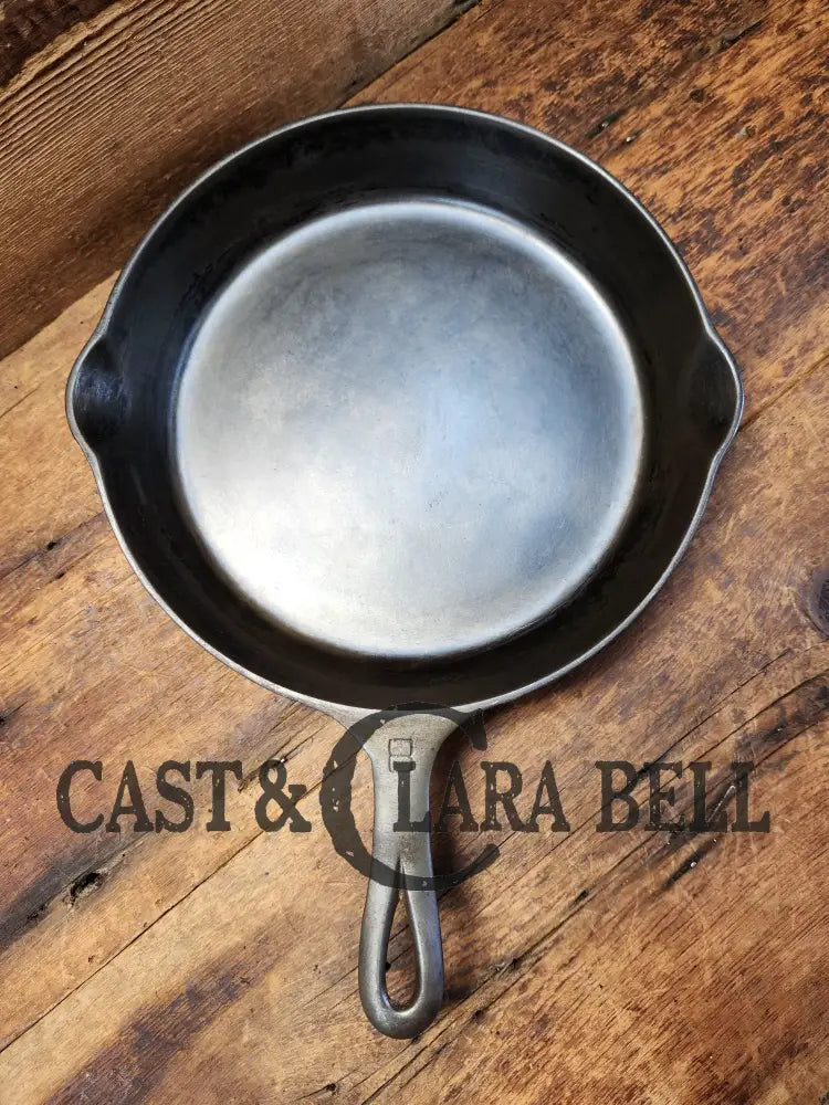 Priced To Sell! 1930’S Classic Griswold #8 Skillet With Large Block Logo And Smooth Bottom 704 Z.