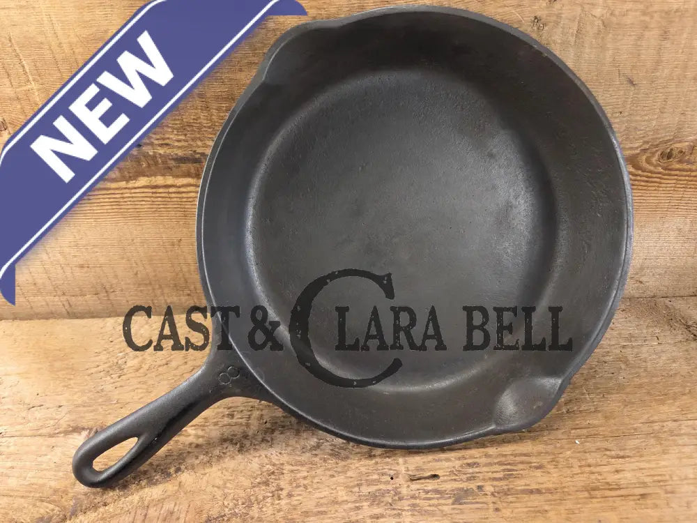Priced to Sell! 1930’s era Wagner Ware #8 Cast Iron Skillet with Stylized Logo and Smooth Bottom 1058 F SEE PICS Skillet
