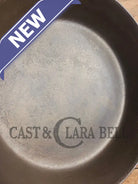 Priced to sell! 1930’s Griswold #7 Skillet w Large Block Logo Heat Ring 701 E. See description SC24 - Skillet