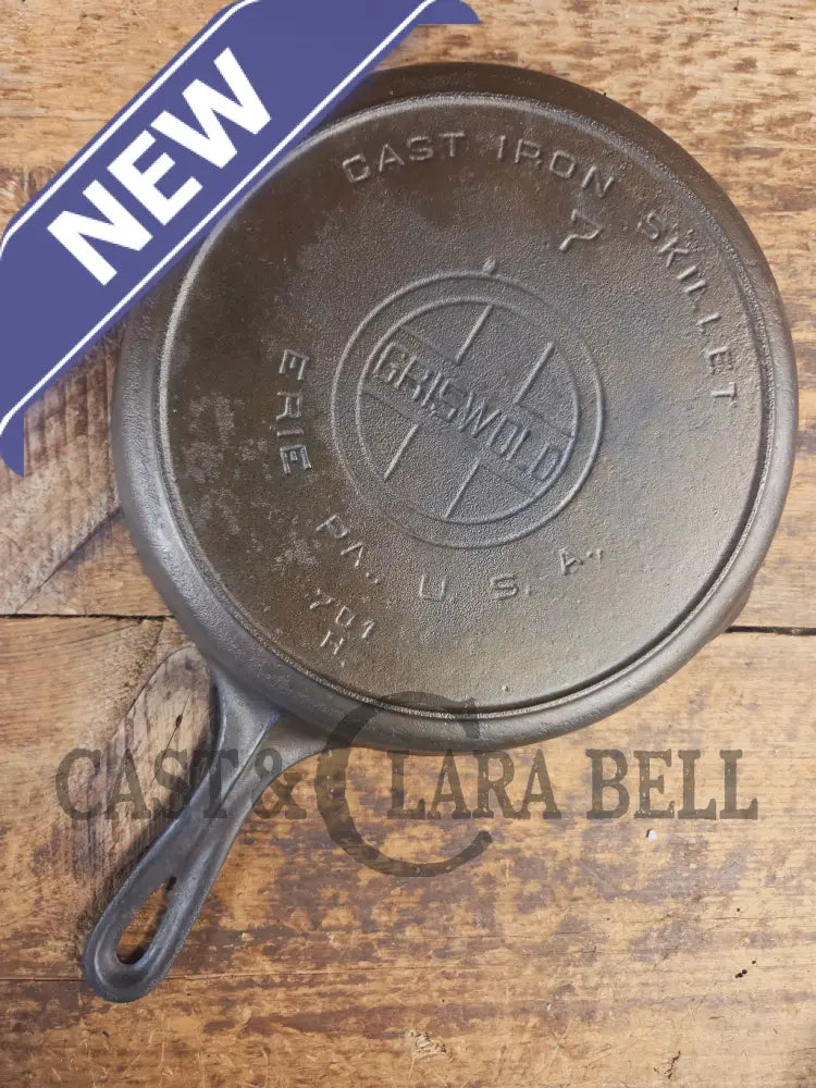Priced to sell! 1930’s Griswold #7 Skillet w Large Block Logo Heat Ring 701 E. See description SC24 - Skillet