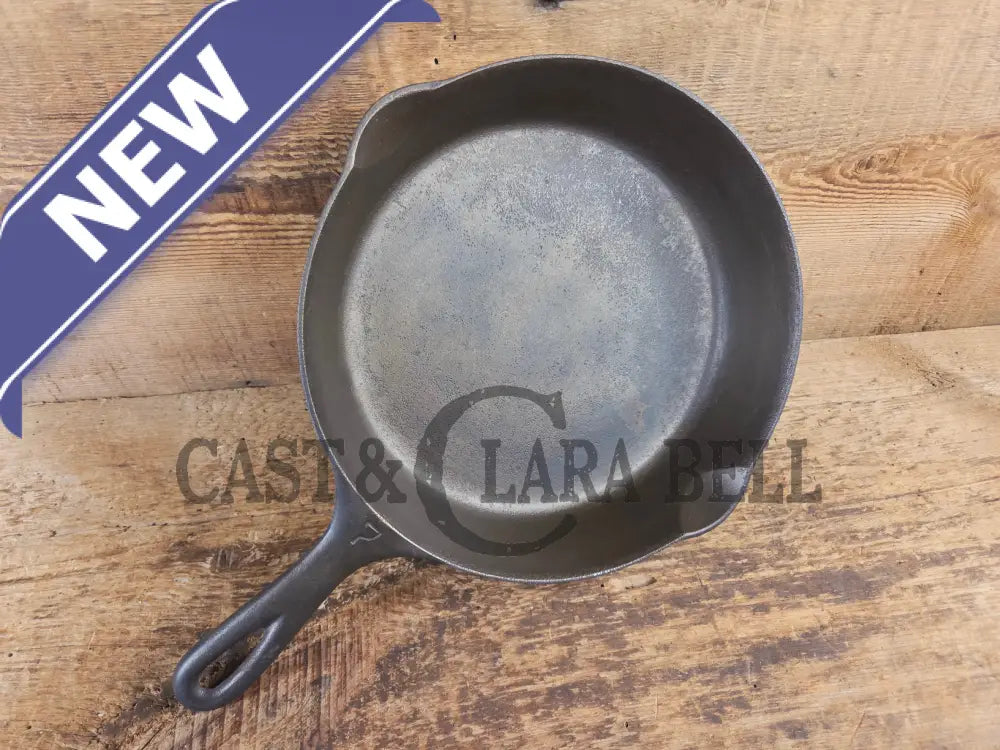 Priced to sell! 1930’s Griswold #7 Skillet w Large Block Logo Heat Ring 701 E. See description SC24 - Skillet