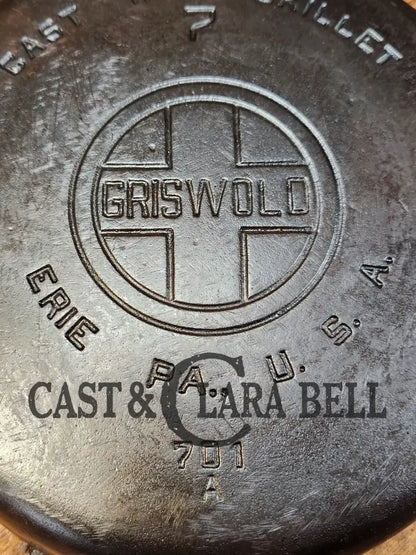 Priced To Sell! 1930’S Griswold #7 Skillet W Large Block Logo Smooth Bottom 701 B. See Description