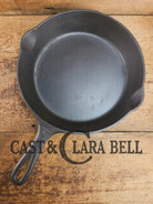 Priced to sell! 1930’s Griswold #7 Skillet w Large Block Logo Smooth Bottom 701. See description Skillet