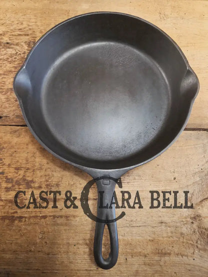Priced to Sell! 1930’s Griswold #8 Cast Iron Skillet with Large Block Logo 704 H. Fully restored and ready to go Skillet