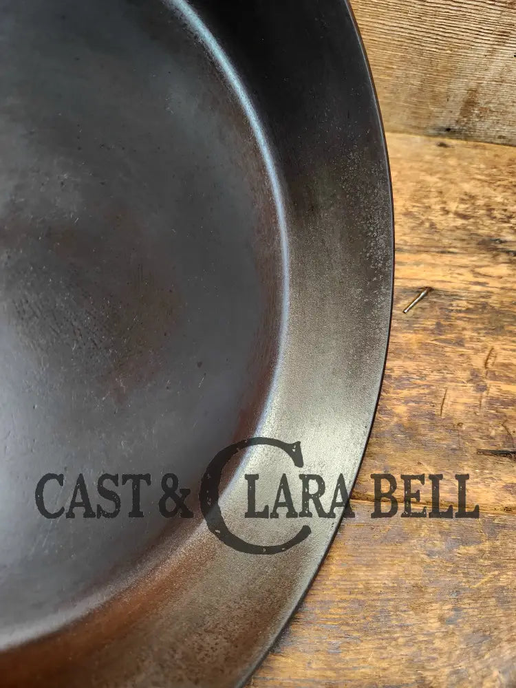 Priced To Sell! 1930’S Griswold #9 Skillet With Large Block Logo And Smooth Bottom 710