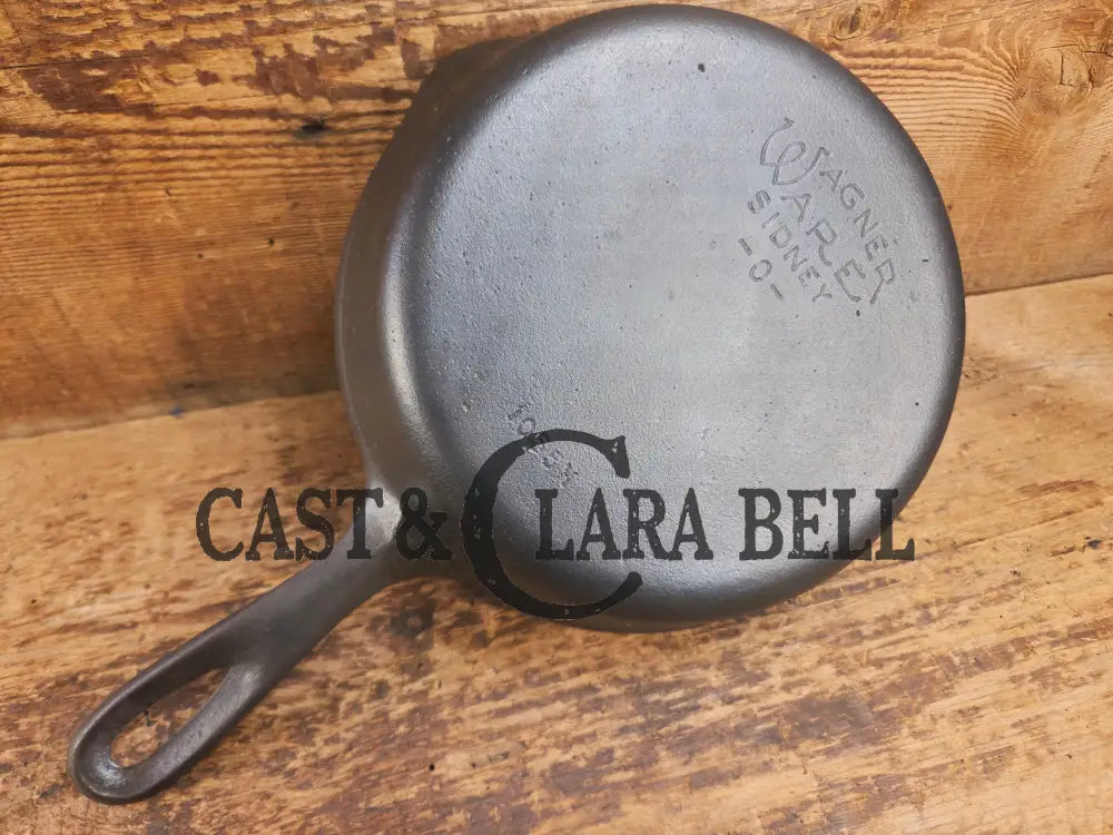 Priced to Sell! 1930’s Wagner #5 Skillet with Stylized Logo 1055 M Skillet