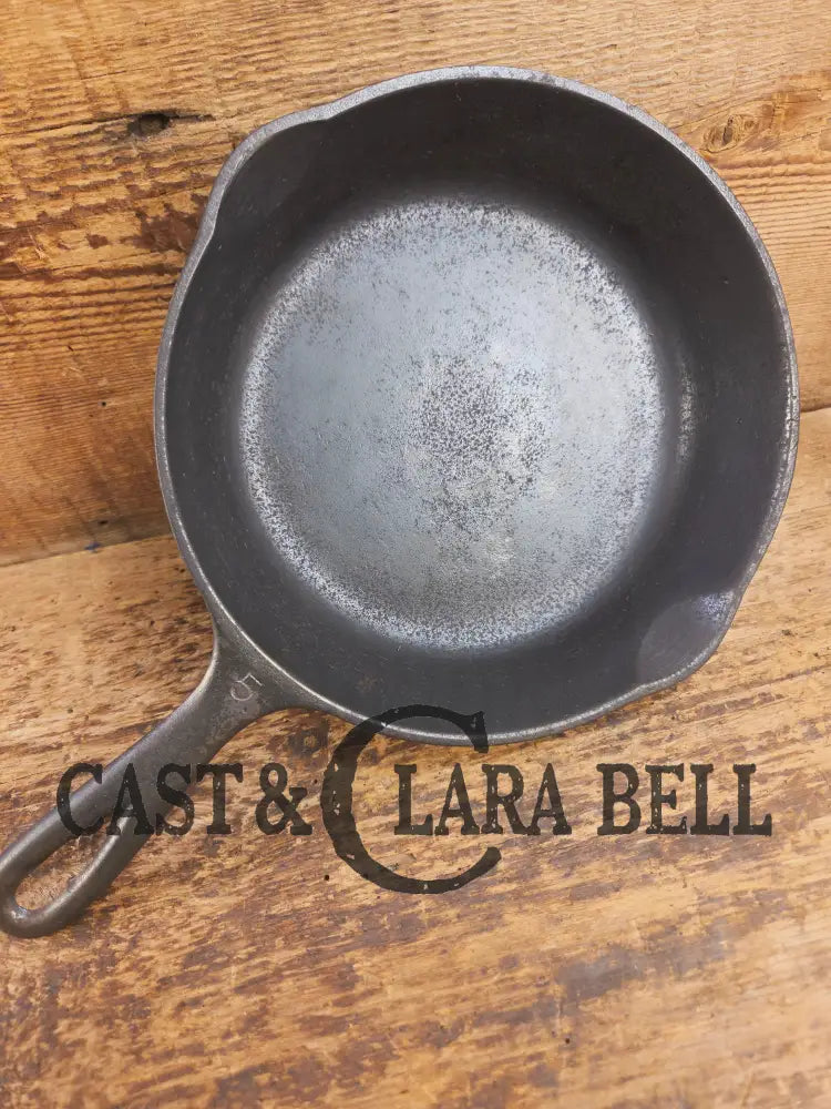 Priced to Sell! 1930’s Wagner #5 Skillet with Stylized Logo 1055 M Skillet