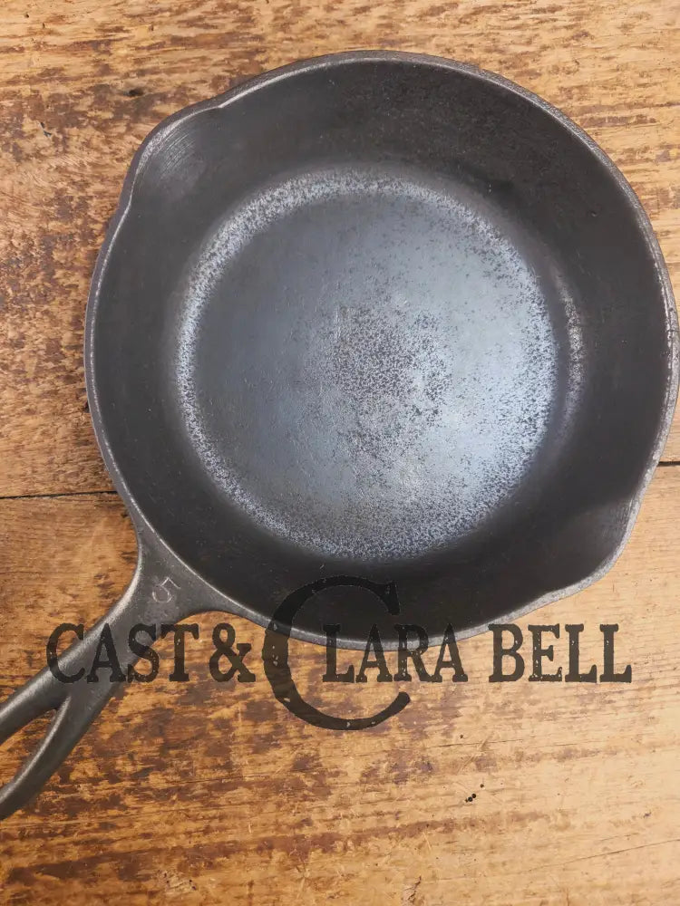 Priced to Sell! 1930’s Wagner #5 Skillet with Stylized Logo 1055 M Skillet