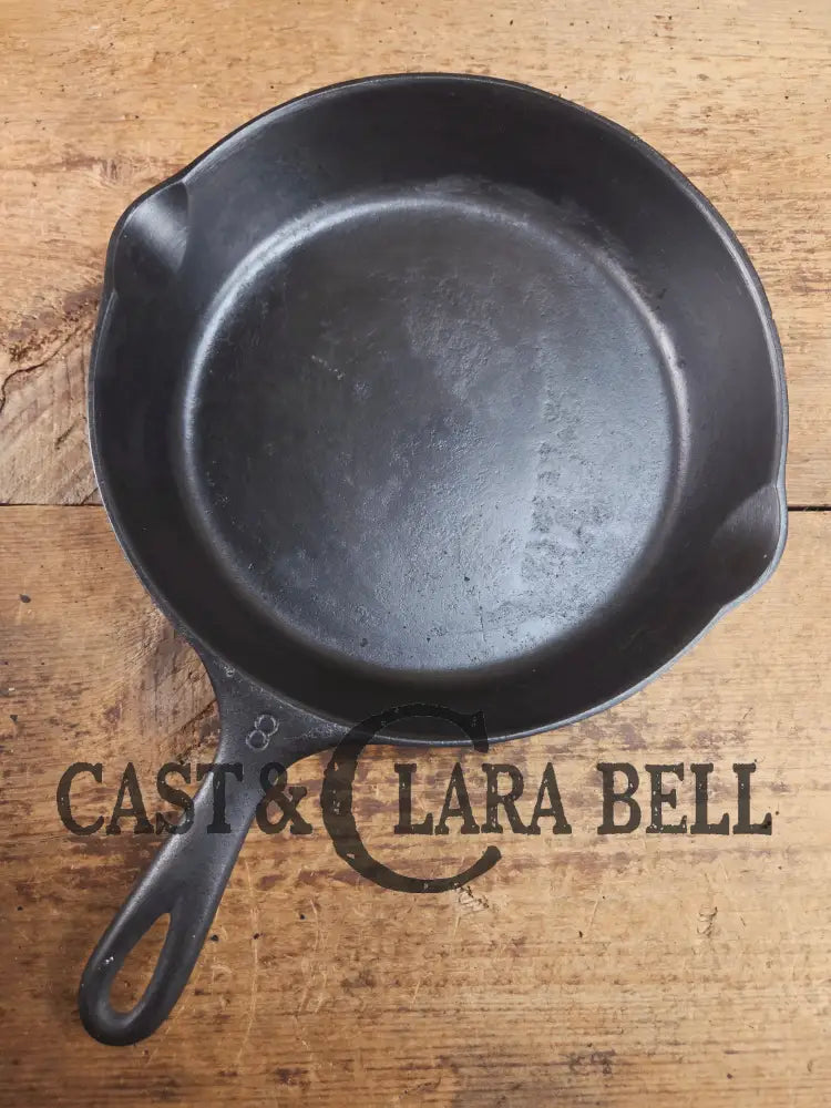 Priced to Sell! 1930’s Wagner #8 Cast Iron Skillet 1058 B. For gas and electric ranges Skillet