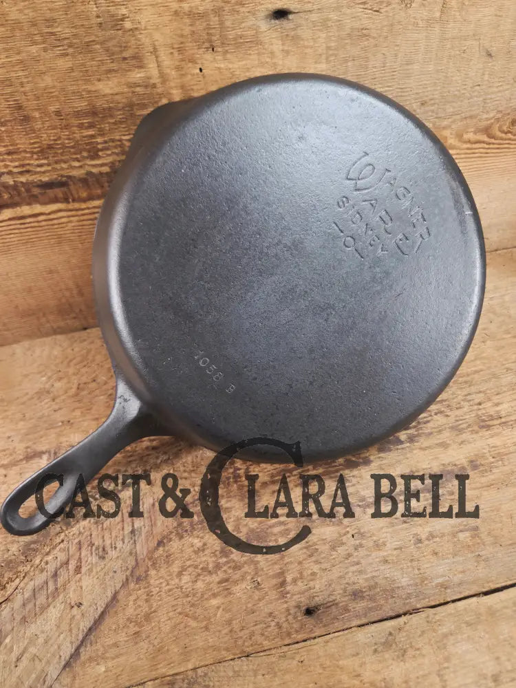 Priced to Sell! 1930’s Wagner #8 Cast Iron Skillet 1058 B. For gas and electric ranges Skillet