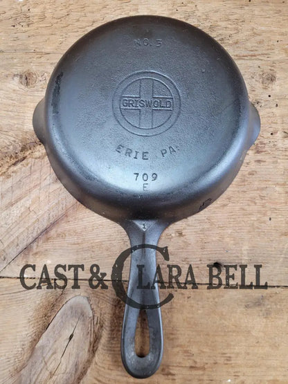 Priced To Sell! 1940’S Griswold No. 3 Cast Iron Egg Skillet With Small Block Logo 709 E