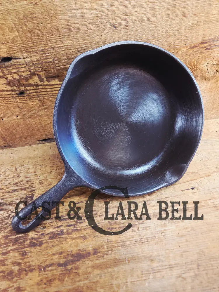 Priced to Sell! 1940’s Wagner #5 Cast Iron Skillet 8 inch cast iron Skillet. GREAT daily user Skillet