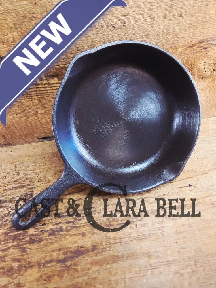 Priced to Sell! 1940’s Wagner #5 Cast Iron Skillet 8 inch cast iron Skillet. GREAT daily user Skillet