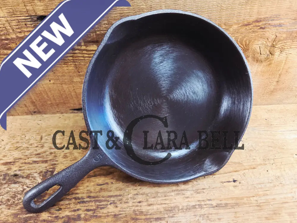 Priced to Sell! 1940’s Wagner #5 Cast Iron Skillet 8 inch cast iron Skillet. GREAT daily user Skillet