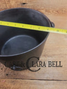 Priced to Sell and not seen often. 1930’s #7 Favorite Piqua flat bottom kettle. PERFECT daily user for soups stews and