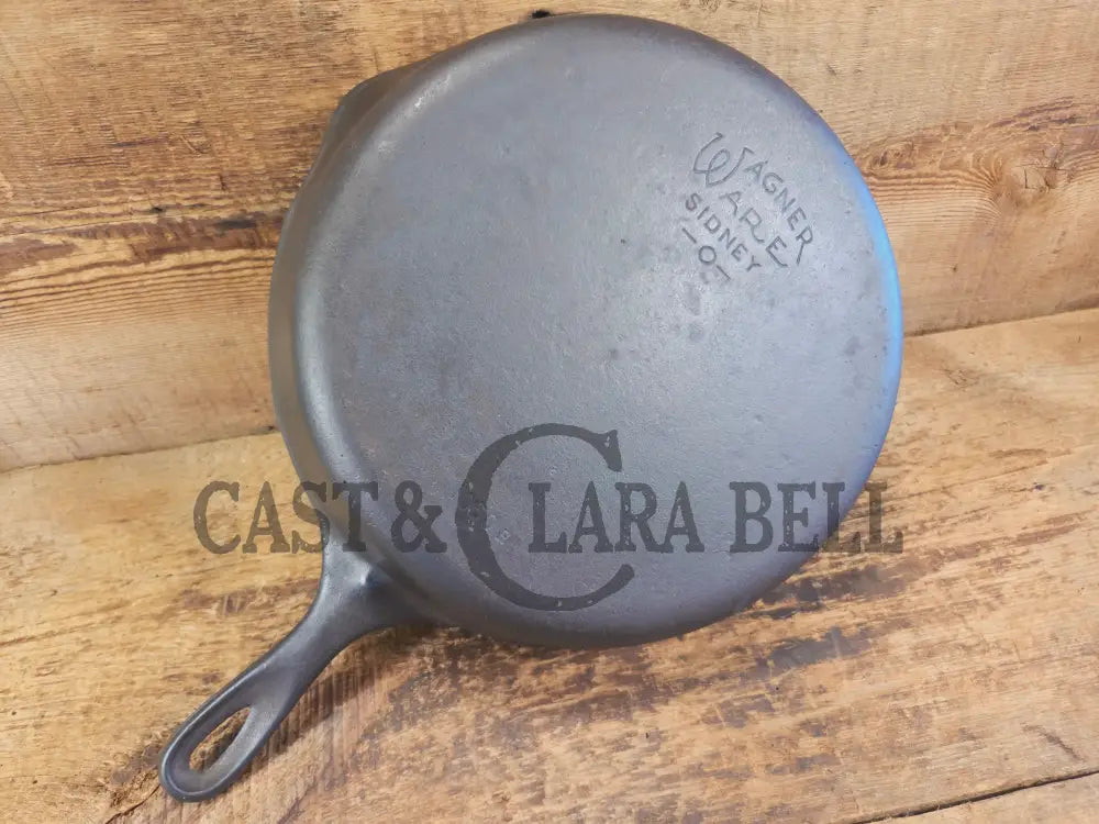 Priced to Sell! Big 1930’s Wagner Ware #10 Cast Iron Skillet with Stylized Logo 1060 C. Great Bacon skillet! - Skillet