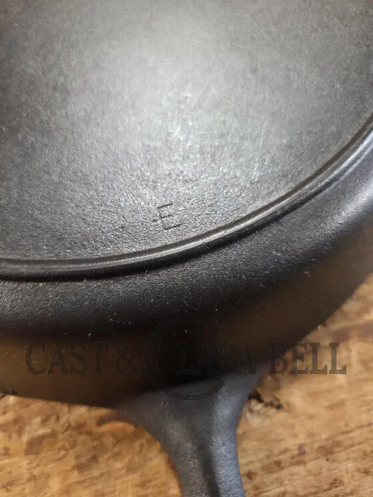 Priced to sell big bacon skillet! Mid 1900’s Lodge #10 Skillet with 3 Notch Heat Ring. Restored and Ready to Use!