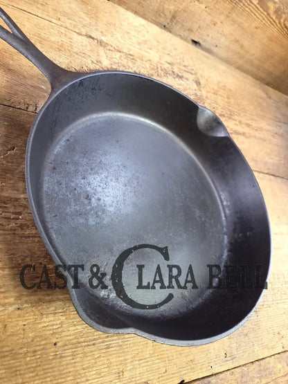 Priced to Sell! BIG skillet Great Price! 1910’s Griswold #10 Skillet large slant logo 716 ERIE series. Great value