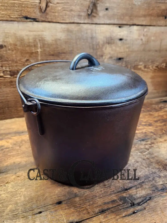 Priced To Sell! Birmingham S&R #8 Red Mountain Cast Iron Flat Bean Pot (Small Crack On Lid)