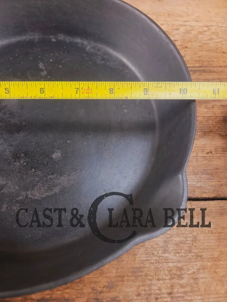 Priced to sell daily workhorse! Early 1900’s Lodge #8 Skillet with 3 Notch Heat Ring. Great first pan! Skillet