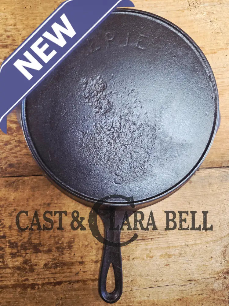 Priced to Sell. Early 1900’s Erie (Griswold) #8 Cast Iron Skillet. 6th Series Model. GREAT daily user! Skillet