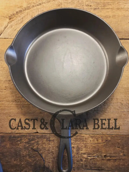 Priced to Sell. Early 1900’s Erie (Griswold) #9 Cast Skillet 710A. 6th Series Model light sulfur pitting on outside.