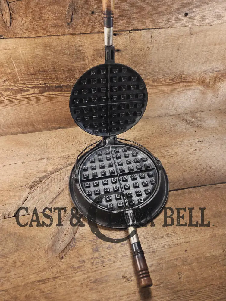Priced to Sell Early 1900’s ’Wagner’ cast iron waffle iron. #1408 Original wood handles Waffle Iron