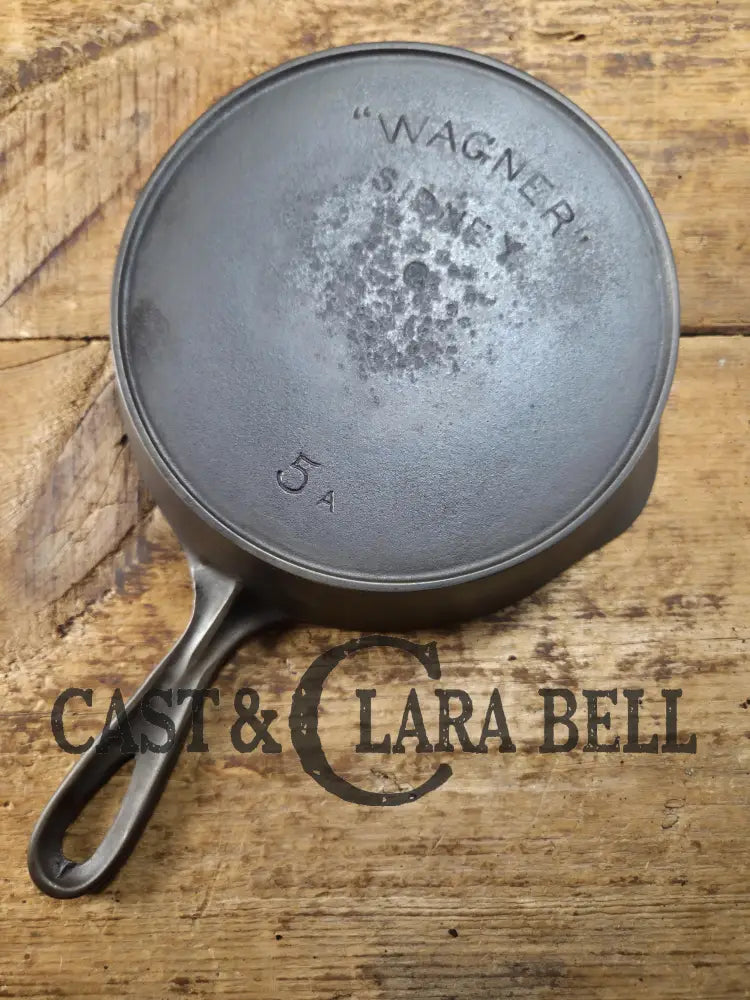 PRICED to Sell! Early 1900’s Wagner Ware #5 A Arc Straight logo cast iron saute skillet. Beautiful piece of history