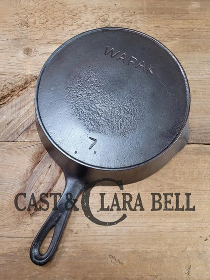 Priced To Sell! Early 1900’S Wapak Straight Logo #7 Cast Iron Skillet With Heat Ring. Awesome