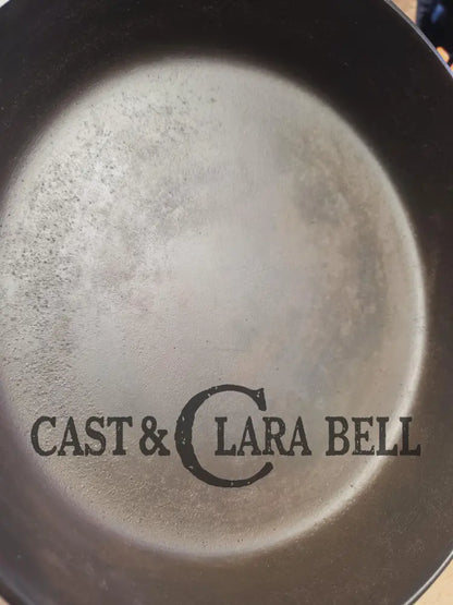 Priced to Sell! Early vintage 1920’s Griswold #8 Skillet with Block Logo Erie PA USA 704. See DESCRIPTION Skillet