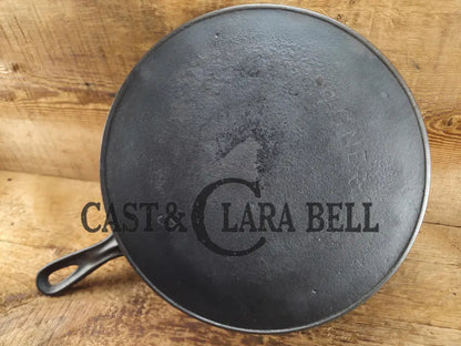 Priced to Sell Great bacon skillet. Early 1900’s Wagner made large ’Arc Logo’ #9 Cast Iron Skillet. Daily workhorse!