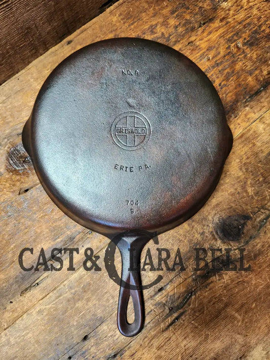 Priced To Sell! Great Campfire Cooker 1930’S Griswold Cast Iron Skillet. Small Block 704 B Skillet