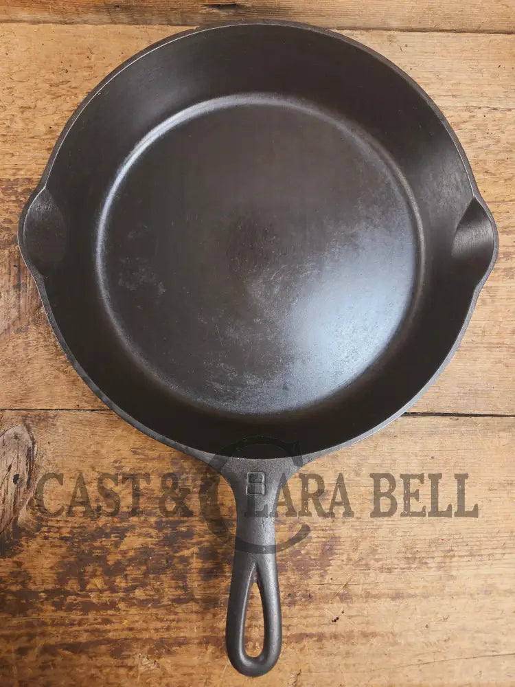 Priced to Sell! GREAT campfire cooker 1930’s Griswold cast iron skillet. Small block 704 K Skillet