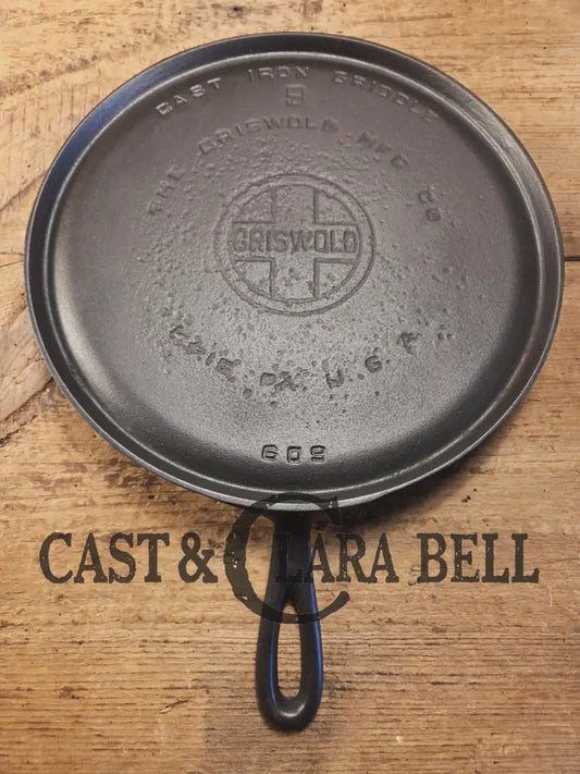 Priced to Sell! Great Campfire griddle. Griswold #9 Round Cast Iron Griddle Large Block 609 Griddle