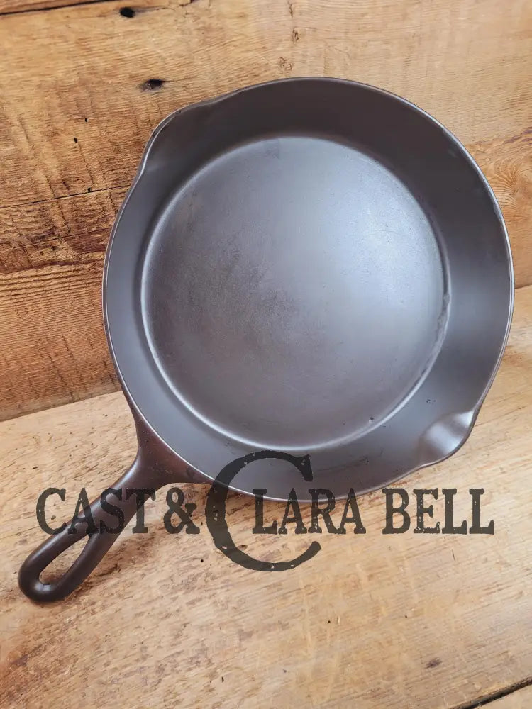 Priced To Sell! Great Saute Skillet! 1930’S Wagner Ware #6 Cast Iron Skillet 1056 T