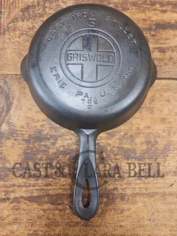 Priced to Sell!! Griswold #3 Skillet with Large Block Logo and Smooth Bottom 709 - Skillet