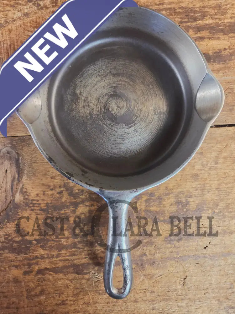 Priced To Sell! Griswold #4 Cast Iron Skillet with Large Block Logo 702 A - Skillet