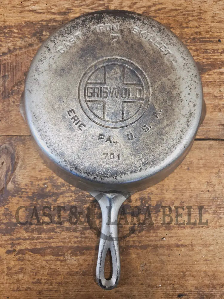 Priced to Sell! 1930’s Griswold #7 Chrome finish Cast Iron Skillet with Large Block Logo 701 - Skillet