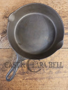 Priced to sell! 1930’s Griswold #7 Skillet w Large Block Logo Heat Ring 701 E. See description SC24 - Skillet