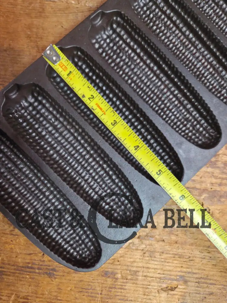 Priced to sell Griswold No. 273 Crispy Corn Stick Cast Iron Pan Bakeware