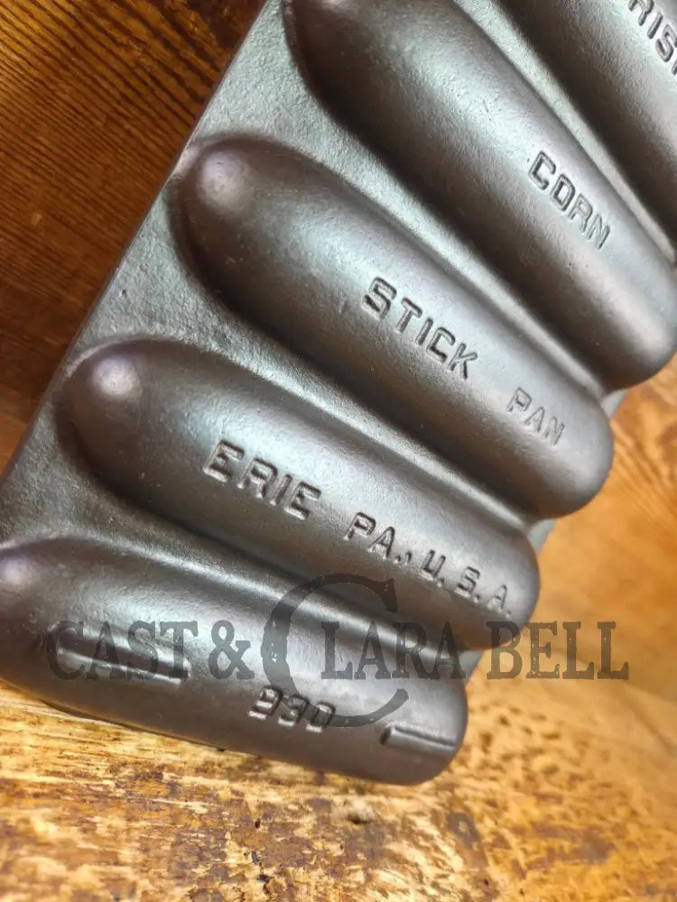 Priced to sell Griswold No. 273 Crispy Corn Stick Cast Iron Pan Bakeware