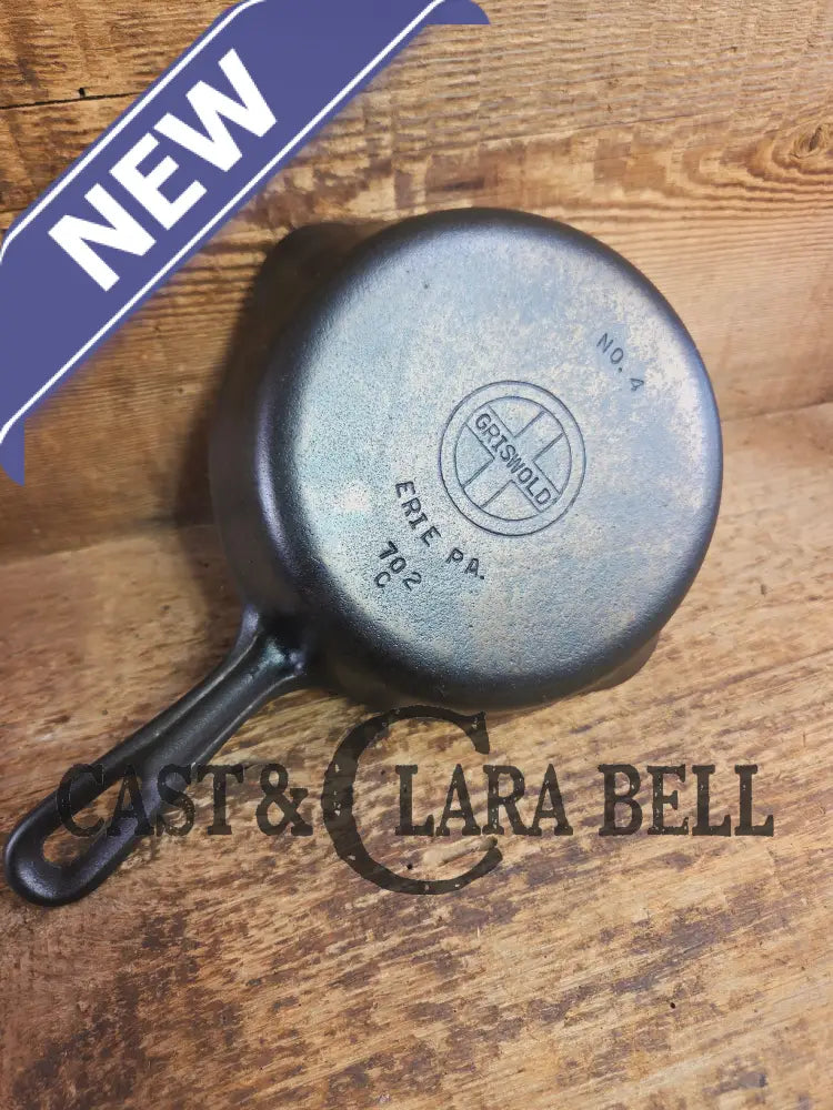 Priced to Sell! Griswold No. 4 Cast Iron Skillet with Small Block Logo Grooved Handle 702 Skillet