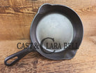 Priced to Sell! Griswold No. 4 Cast Iron Skillet with Small Block Logo Grooved Handle 702 Skillet