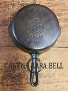Priced to Sell! Griswold No. 4 Cast Iron Skillet with Small Block Logo Grooved Handle 702 Skillet