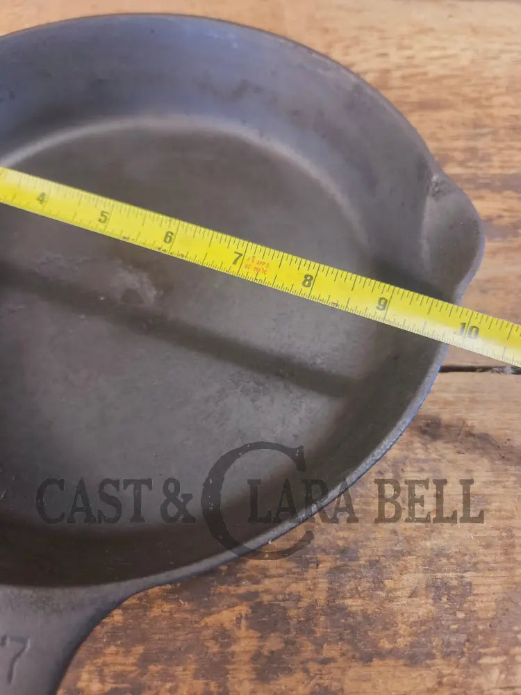 Priced to Sell: Griswold No. 7 Cast Iron Skillet with Small Block Logo and Grooved Handle 701 - Skillet