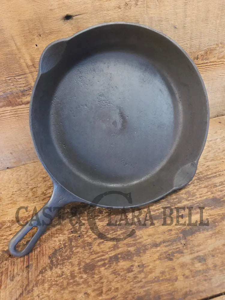 Priced to Sell: Griswold No. 7 Cast Iron Skillet with Small Block Logo and Grooved Handle 701 - Skillet