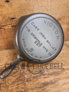 Priced to Sell Hard to Find 1920’s Griswold’s Victor #6 Skillet with Heat Ring Fully Marked 697 Skillet