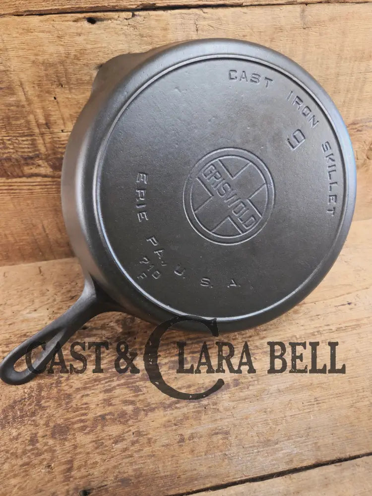 Priced to Sell! Lovely 1920’s Griswold #9 Skillet with Heat Ring and Large Block Logo 710 F. One of the most popular