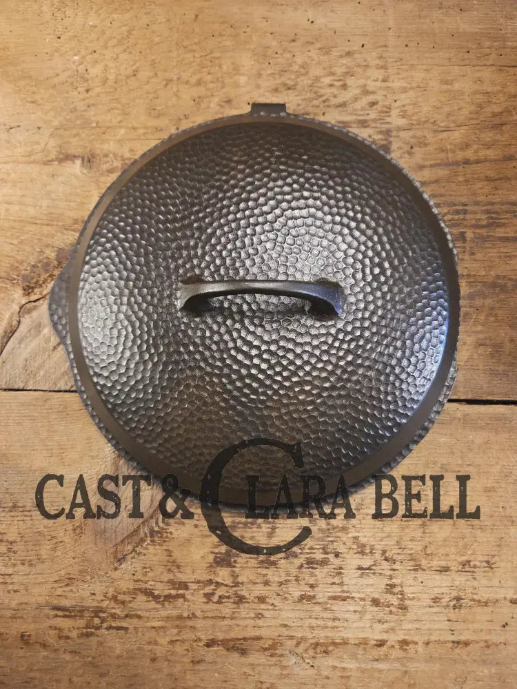 Priced to Sell SEE LISTING. Hard to find 1930’s Hammered finish Griswold No. 8 cast iron skillet 2008 with matching